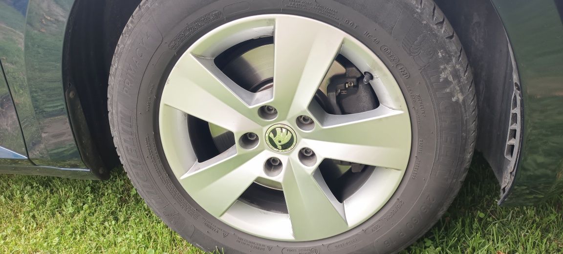 Felgi 5x112 r 16 skoda