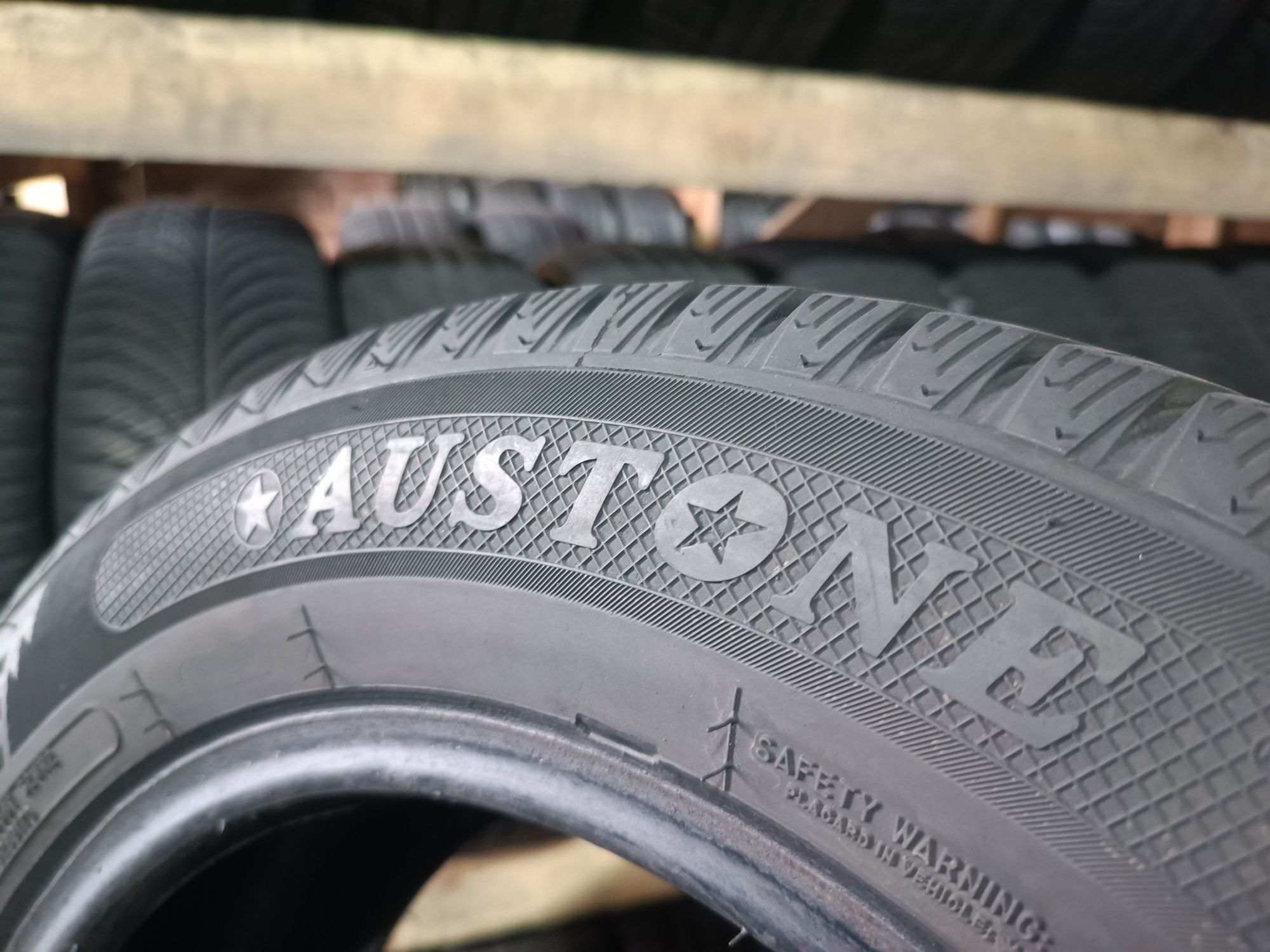 Зимові шини AUSTONE 175/65 R14 резина Р14