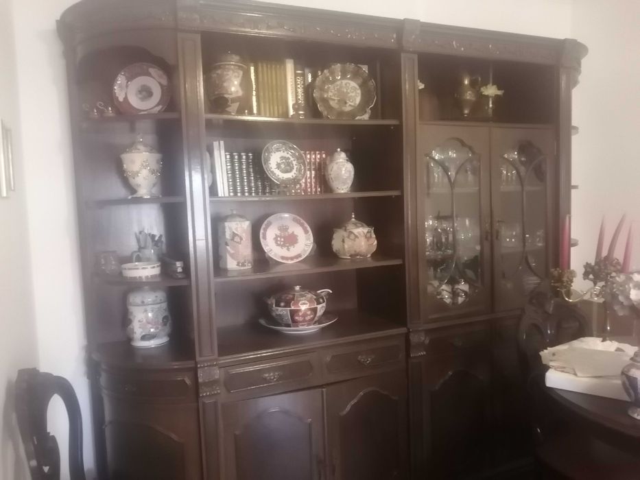 Conj. de mobiliário vintage - Móvel de sala, Mesa de sala e cadeiras