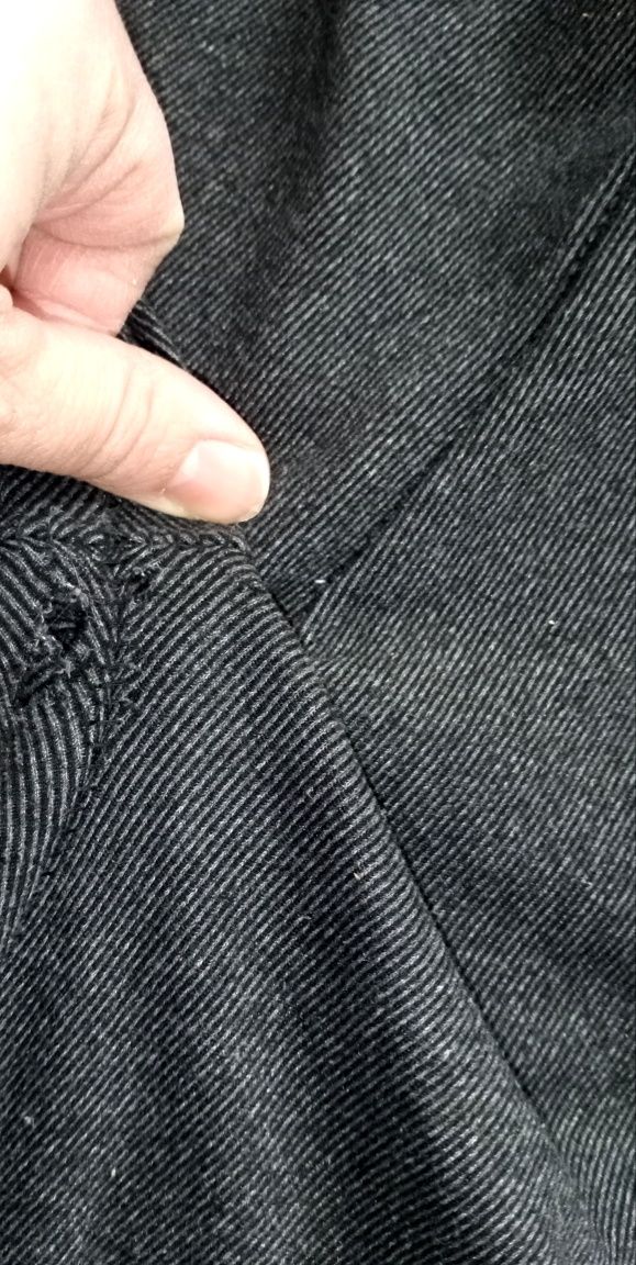 Legginsy stalowe srebrne lampasy prążkowany materiał gumka w pasie