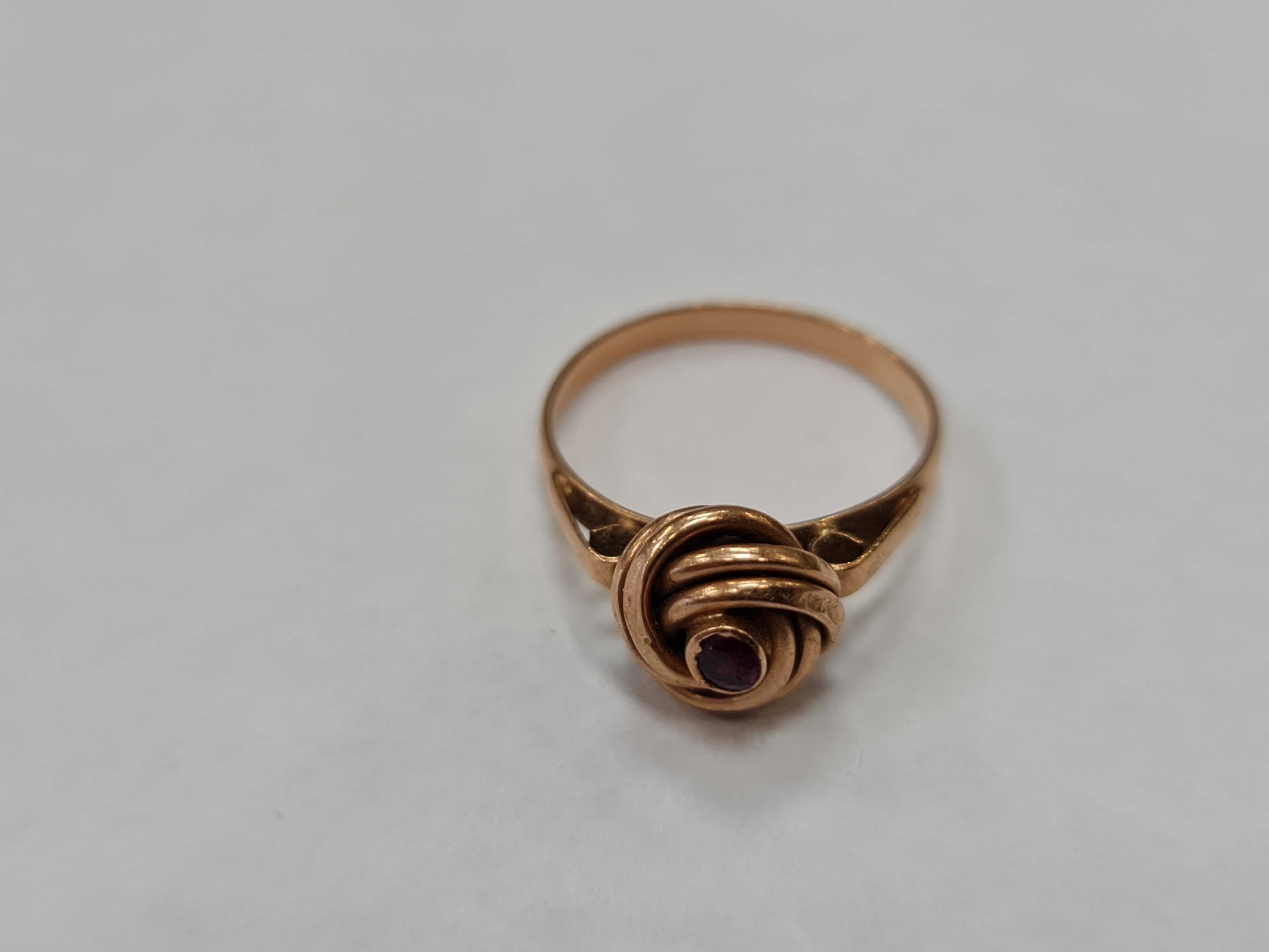 Wiekowy złoty pierścionek damski/ 585/ 2.56 g/ R15