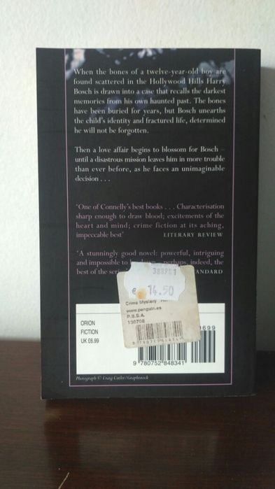 3 Livros Internacionais - City Bones / Rio Piedra / Reluctant Fundamen