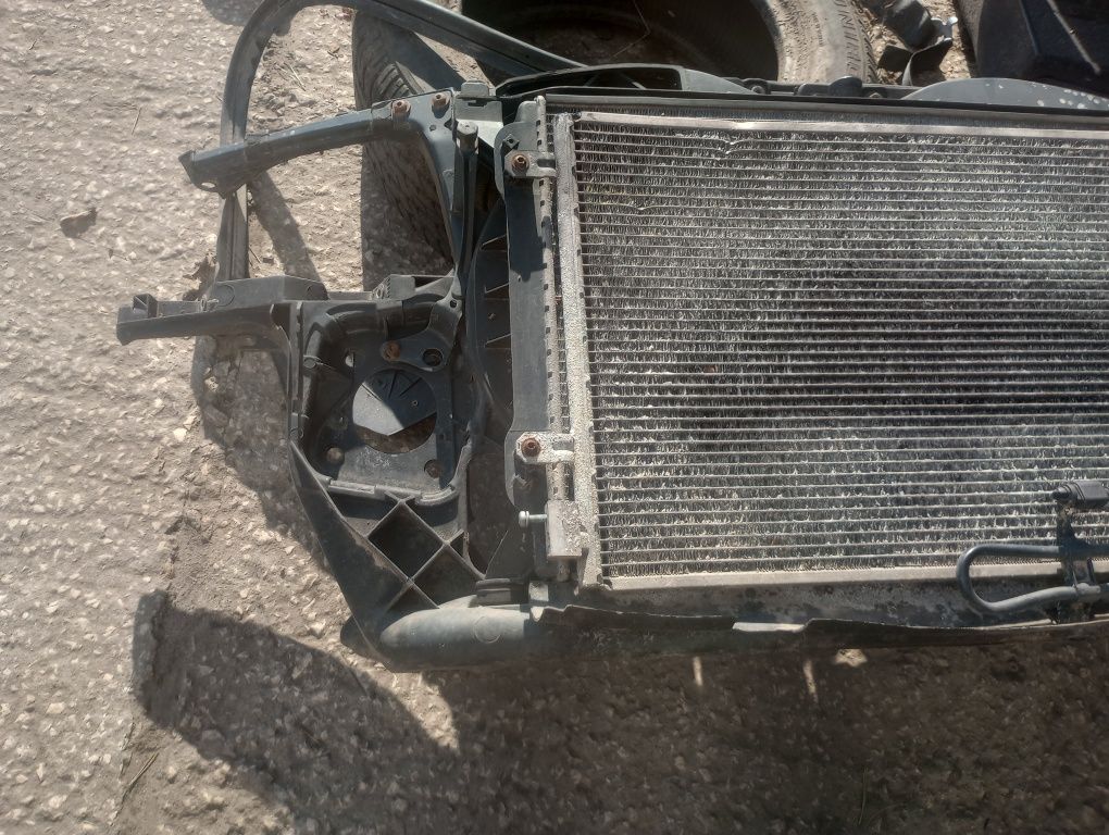Audi a4 b6 a4b6 1.9 130km pas przedni przód wzmocnienie czołowe