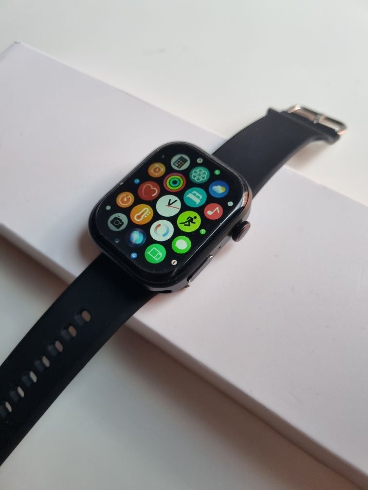 Smartwatch czarny