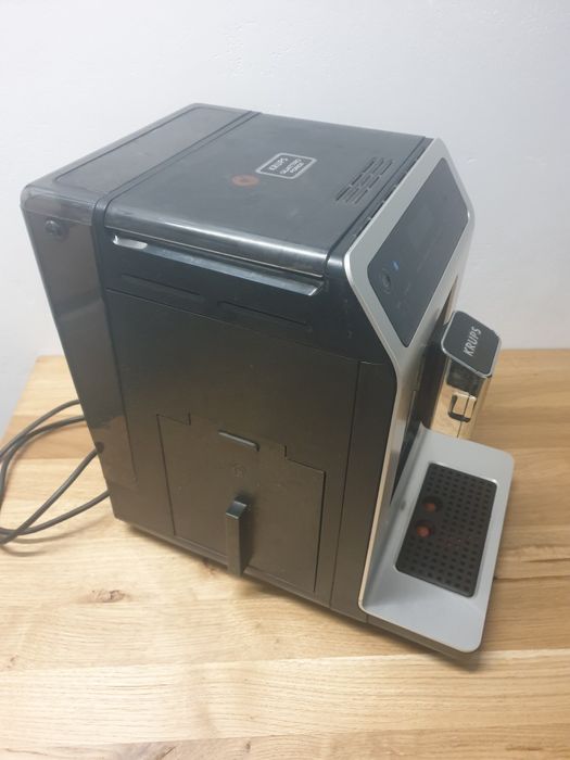 Uszkodzony ekspres krups ea 69 Bluetooth