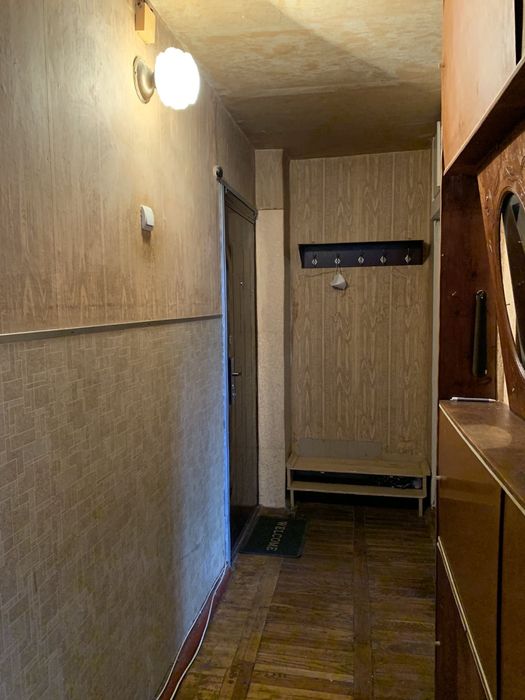 Пропонується в оренду 2-кімнатна біля кінотеатру Київ. Нові дома