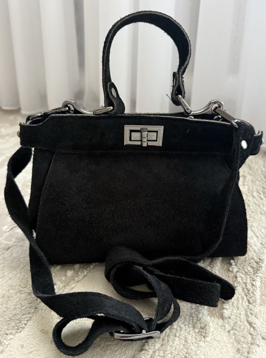 Замшева сумочка