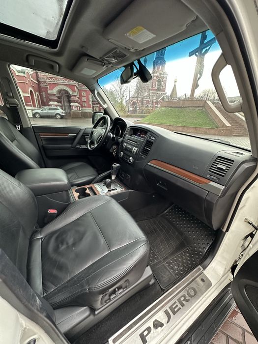 Продам Mitsubishi Pajero Wagon 2009 TDI 3.2 Дизель