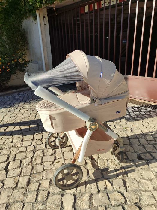 carrinho de bebê TRIO novo