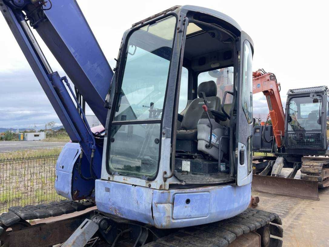 Экскаватор гусеничный Komatsu PC78UU-6EO