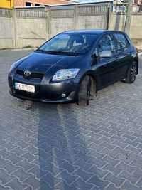 Toyota auris 2009 робот