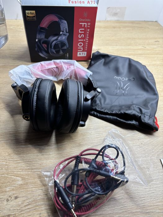 Słuchawki przewodowe Oneodio A71 Nauszne Czarno-czerwony