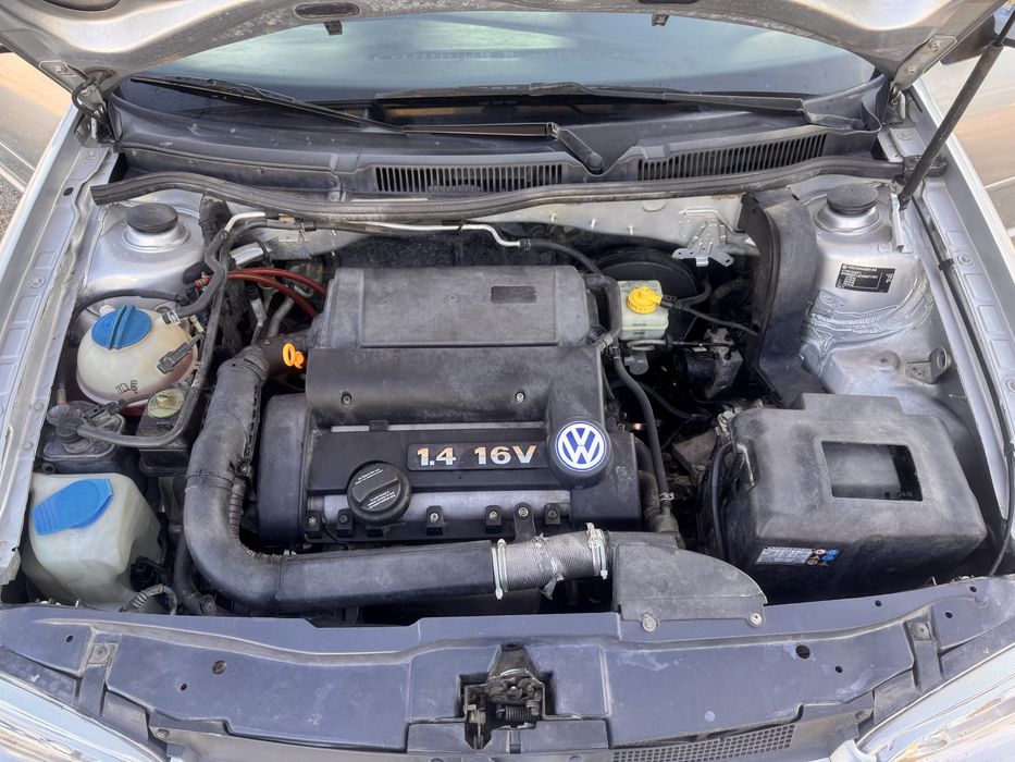 Golf 1.4i  c/ AC