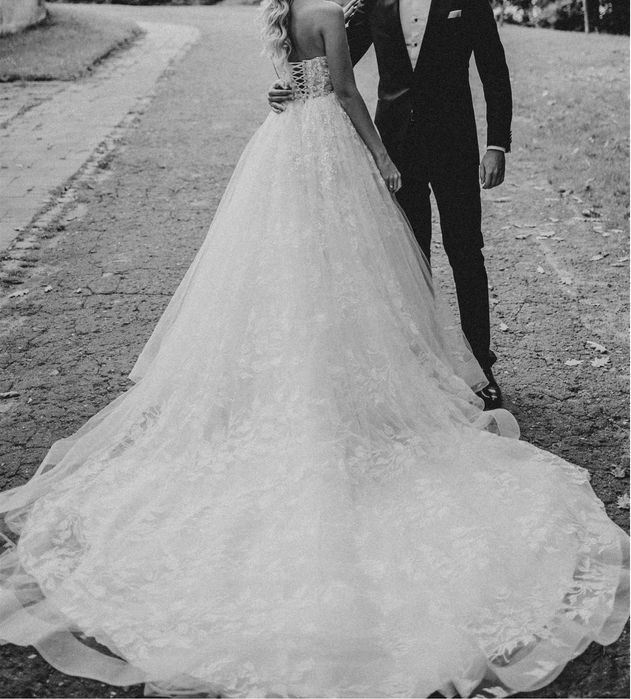 Suknia ślubna Milla Nova "LEA" z trenem