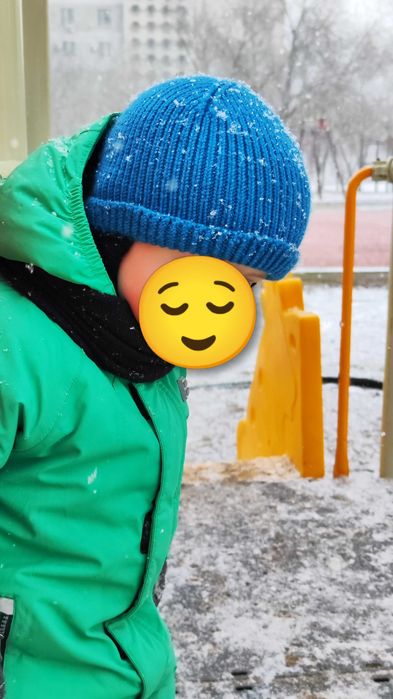 Дитяча шапка в'язана з вовни мериноса на ОГ 45-47 колір морської хвилі