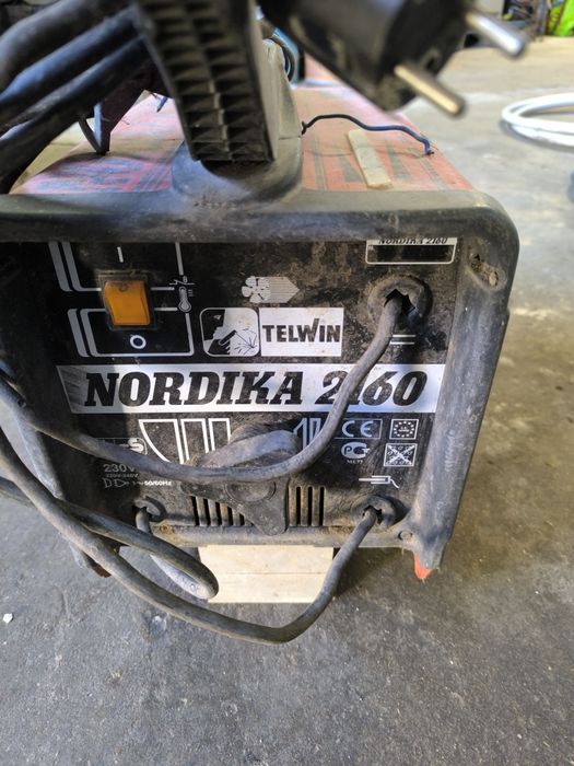 Máquina de soldar 160 amperes