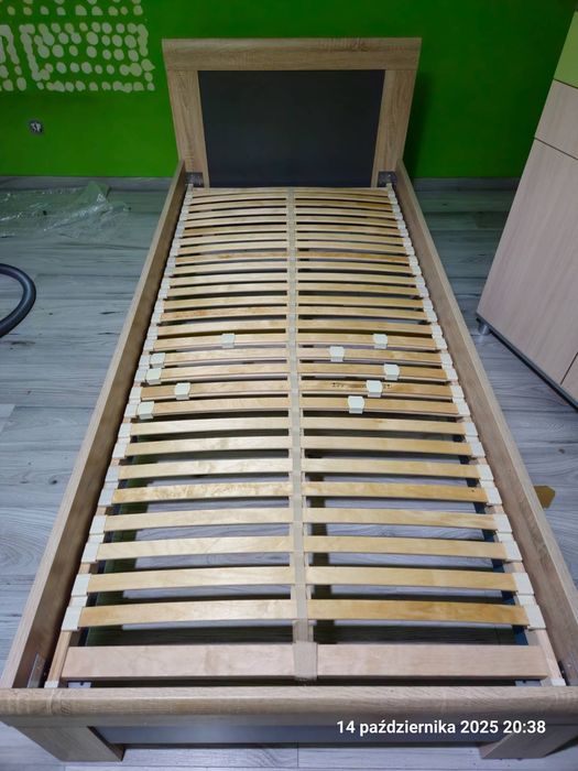 Rama łóżka ze stelażem 90x200