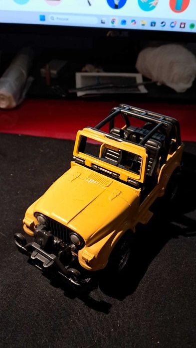 Brinquedo Jipe “Nowroy” 1995