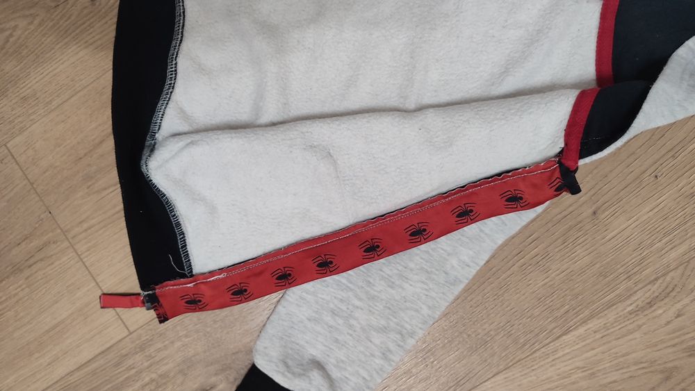 Кофта человек-паук. marvel 3-4 года