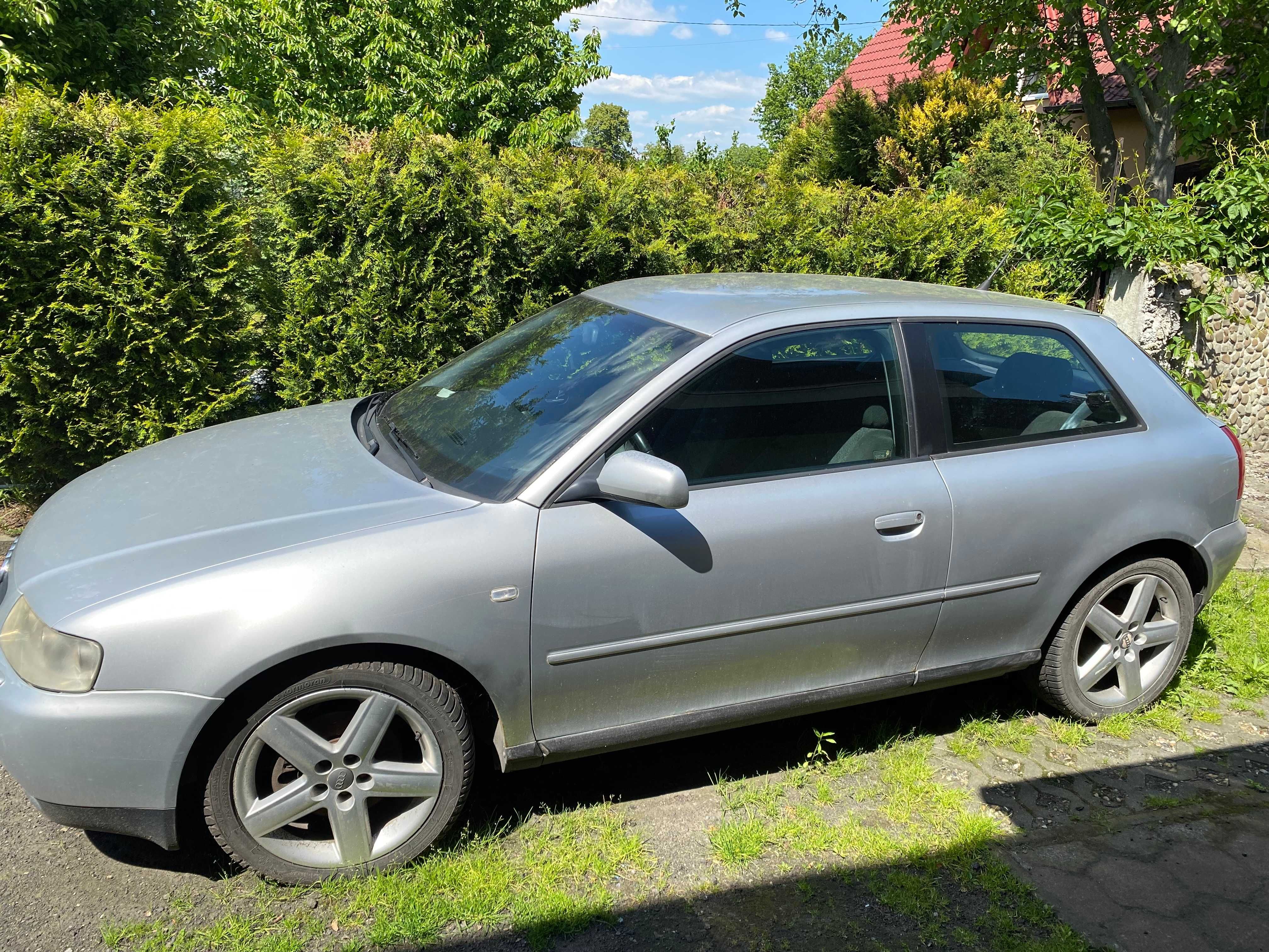 Audi A3 rok produkcji 2002r. uszkodzony silnik