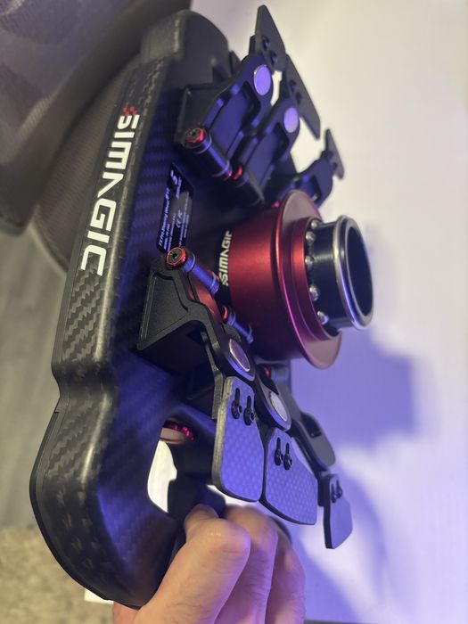 Simagic Base + Volante