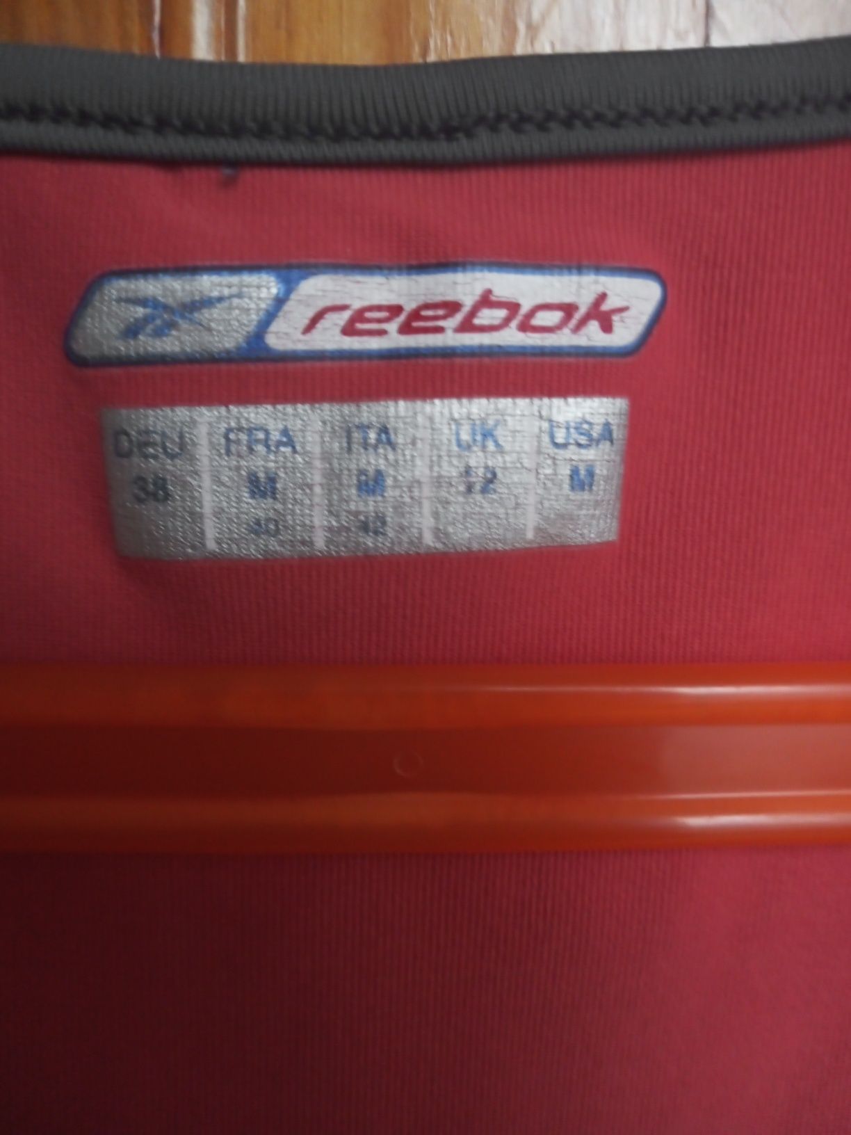 Sportowa koszulka Reebok r.38