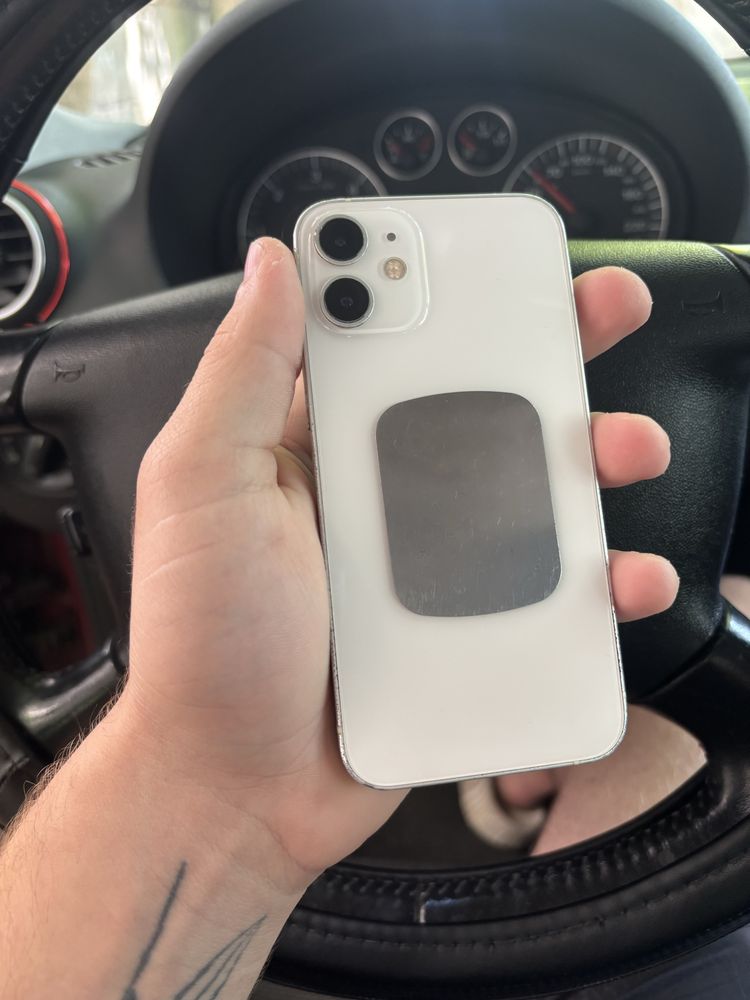 Iphone 12 mini stan bdb