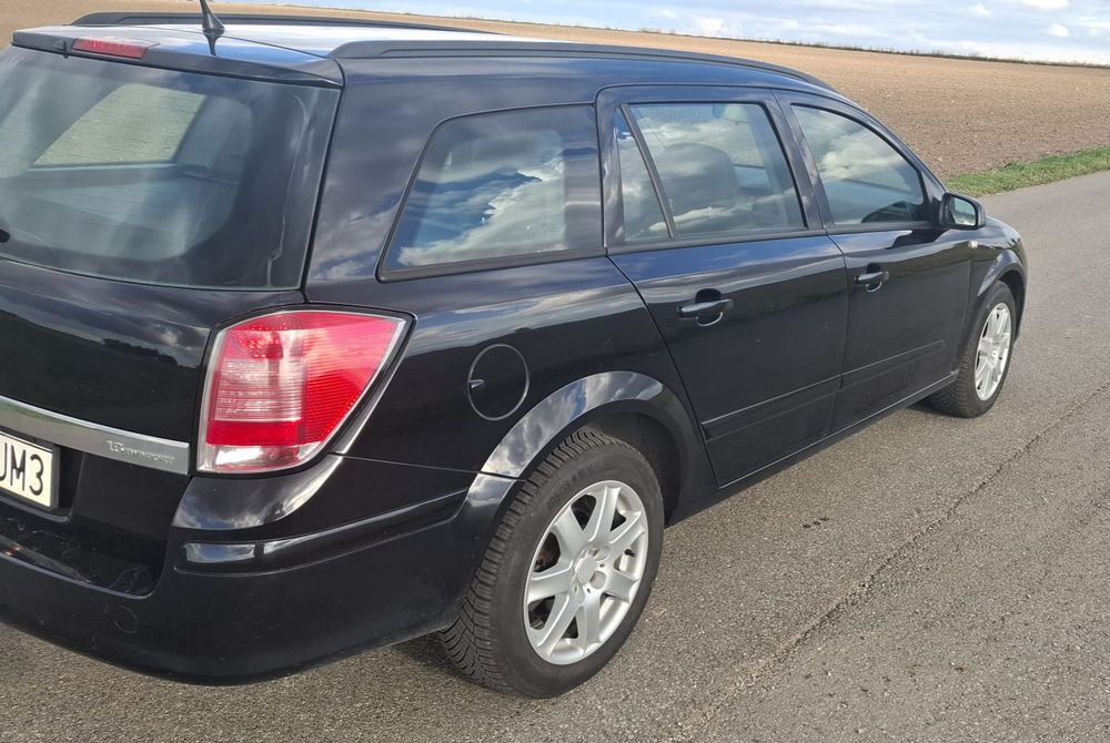 Opel Astra H Kombi 1.6