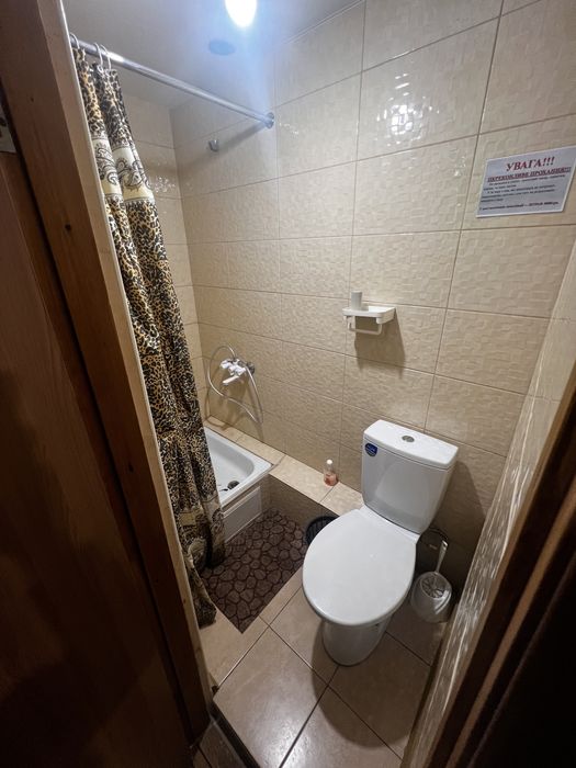 Кімнати/Житло подобово в Орлівщині