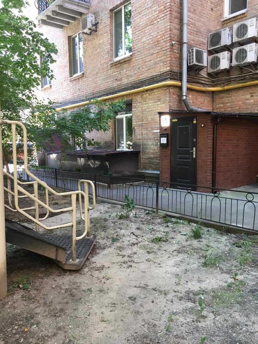 Власник!Офіс майстерня салон кабінет 9 м2, Ділова 6, Олімпійська склад