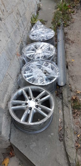 Продаю б/у диски R 16