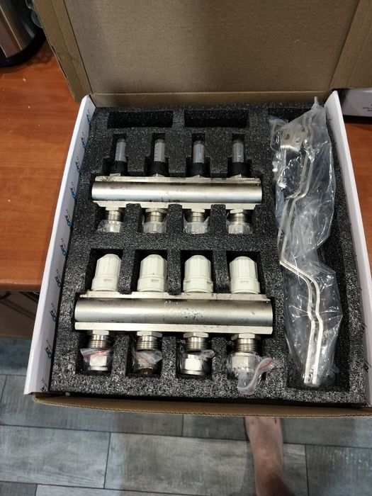 Колектор теплої підлоги