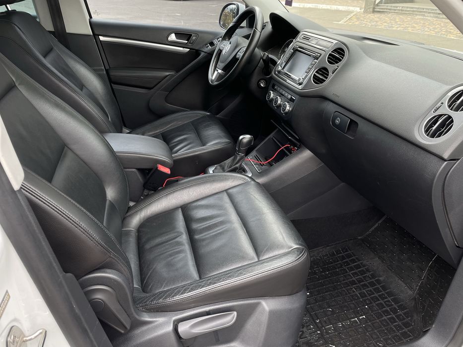 Продам Volkswagen  Tiguan 2.0 TSI 4 Motion