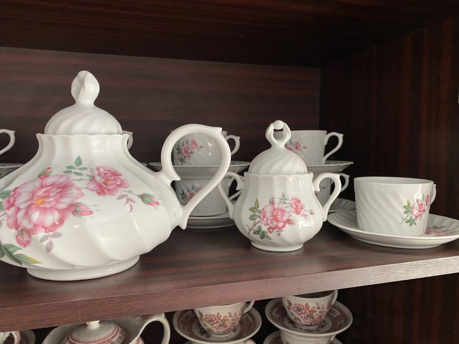 Conjunto de café e chá nunca usado.