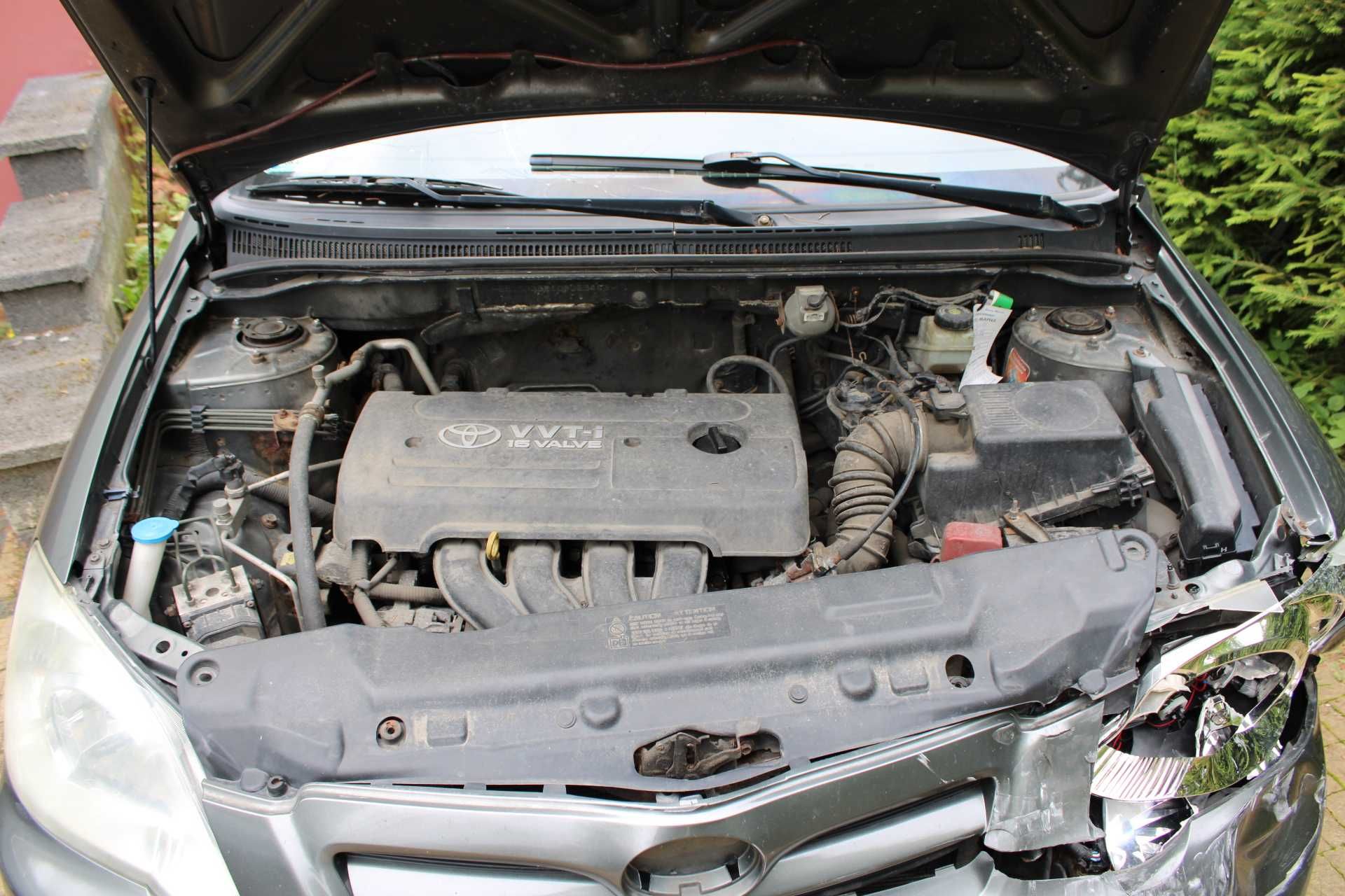 USZKODZONY Toyota Corolla E12
