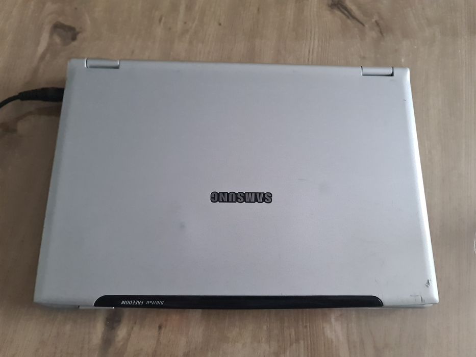 Laptop samsung z 2003 roku :)