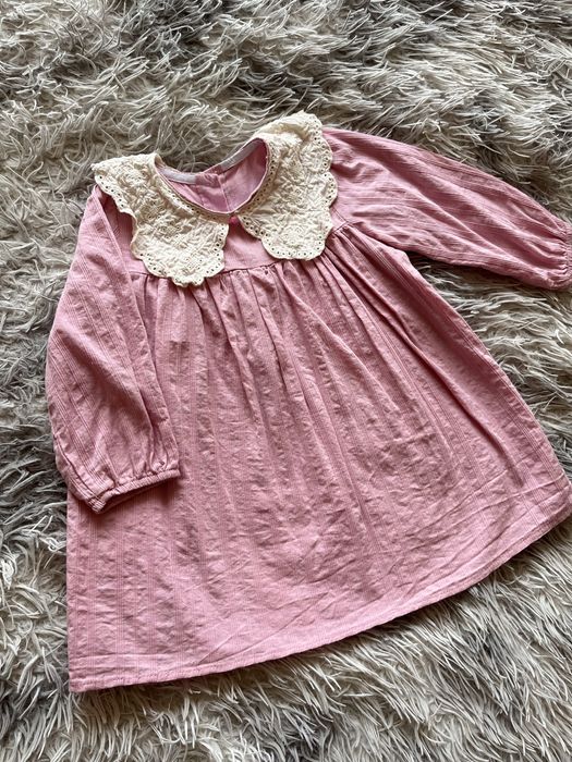 Сукні на дівчинку 2-4 роки