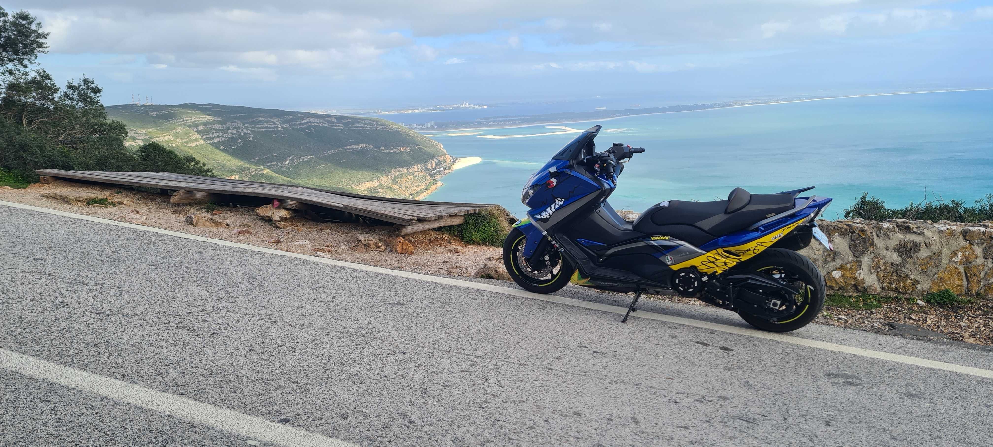 Yamaha t-max 530