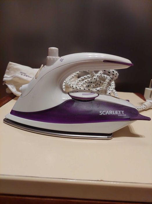 Дорожний компактний утюг Scarlett SC 335S 800W