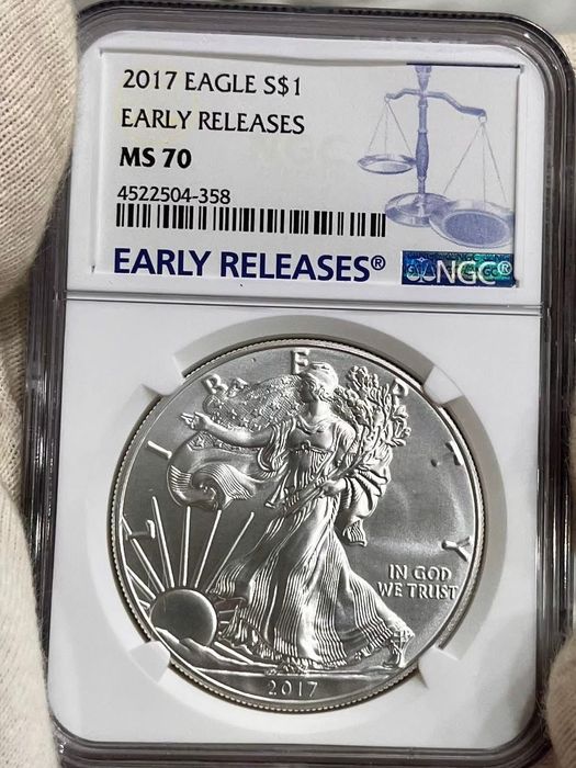 Долар 2017р. США, Крокуюча Свобода/American eagle, унція Срібла!