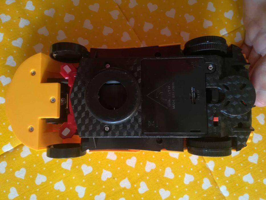 Carro amarelo Transformers