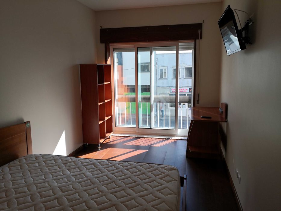Quarto com Casa de Banho privada no polo universitário