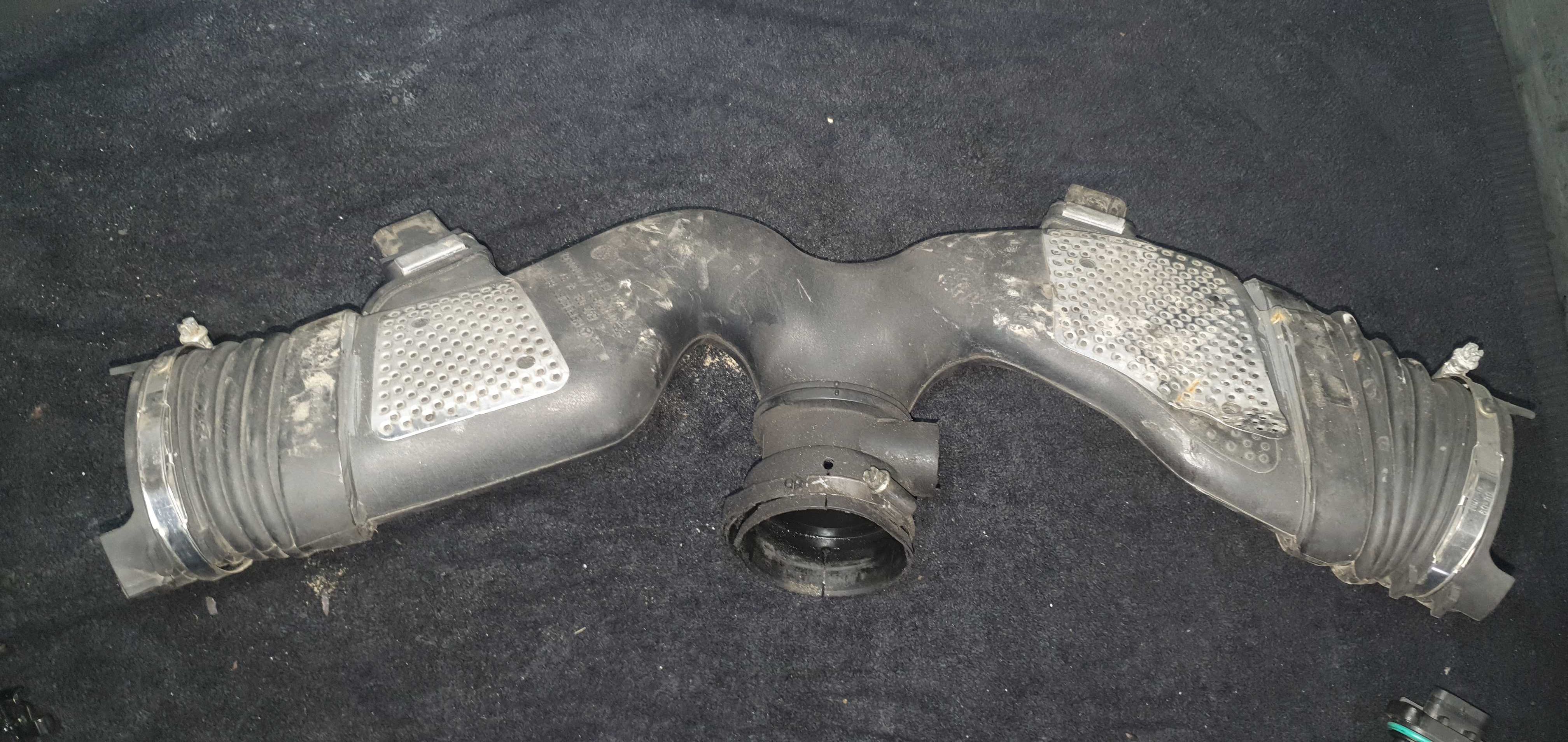 Rura przewód powietrza Mercedes CLS 3.0 CDI V6 A6420/943/497 Siedlce