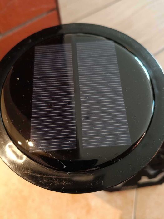 dekoracje  znicz solarny panel słoneczny świeci dzień i noc