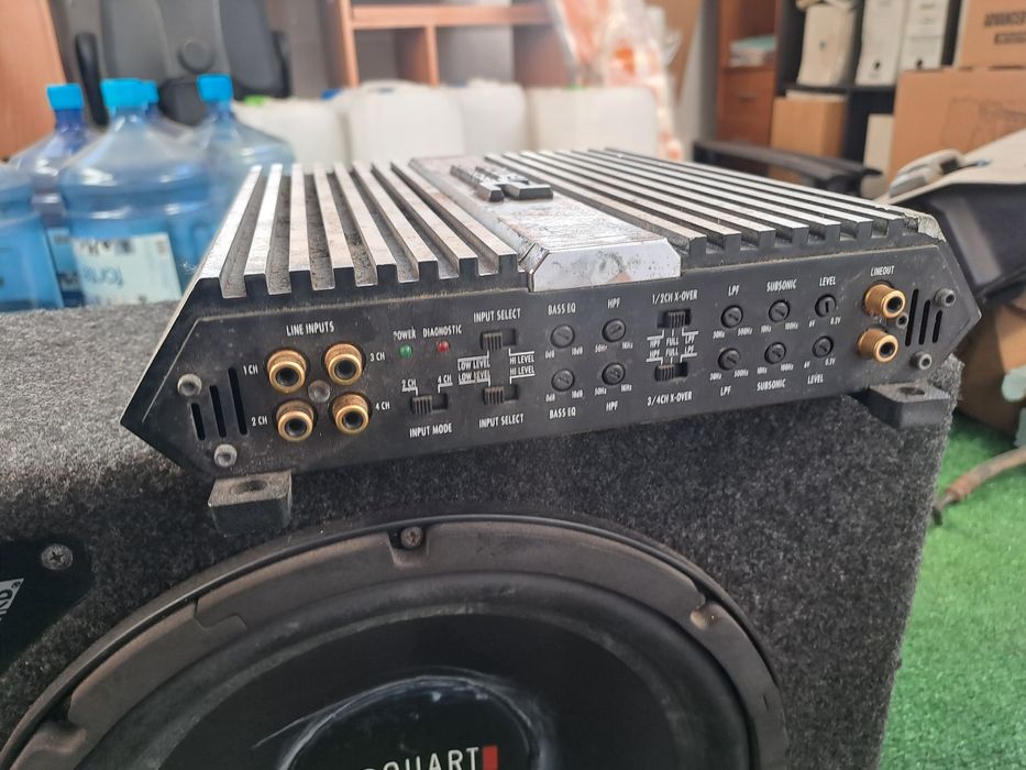 Subwoofer e amplicador carro