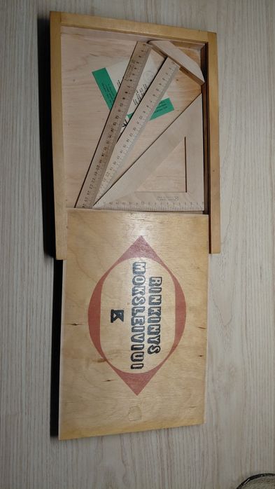 Przybory kreślarskie drewniane, PRL