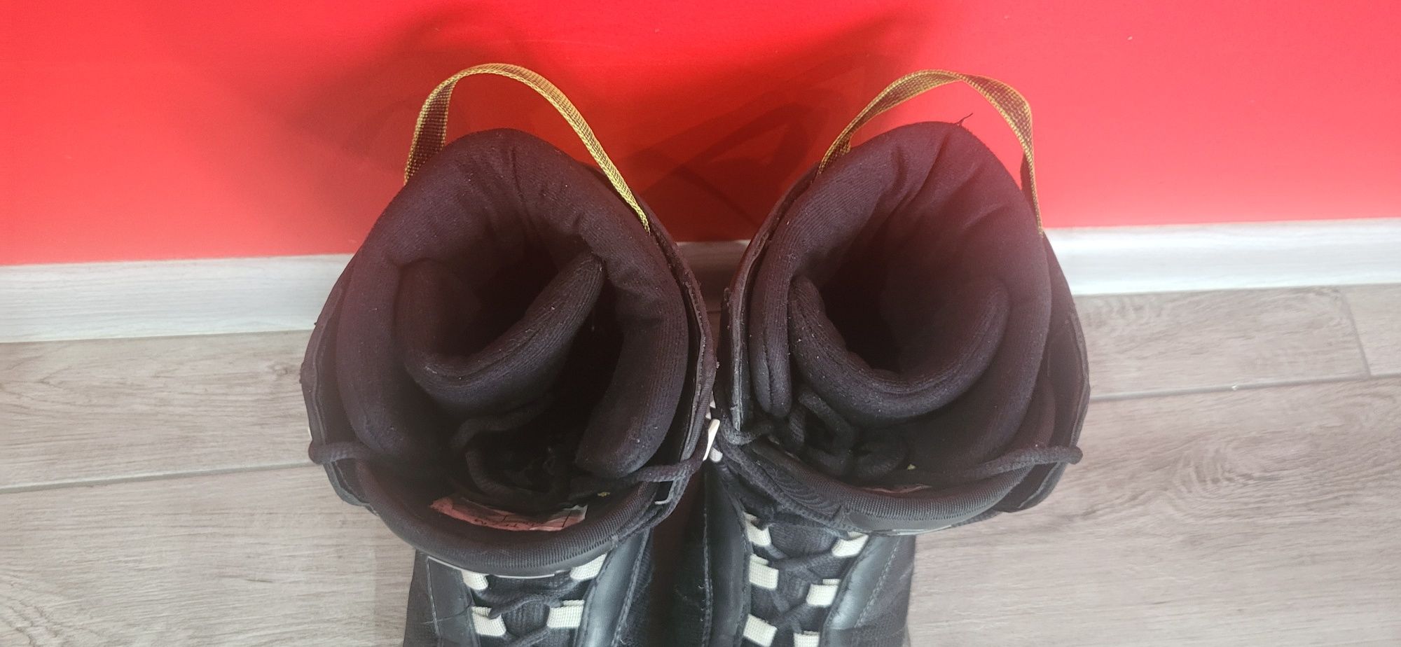Buty snowboard Raven 39,5 25,5 cm snowboardowe