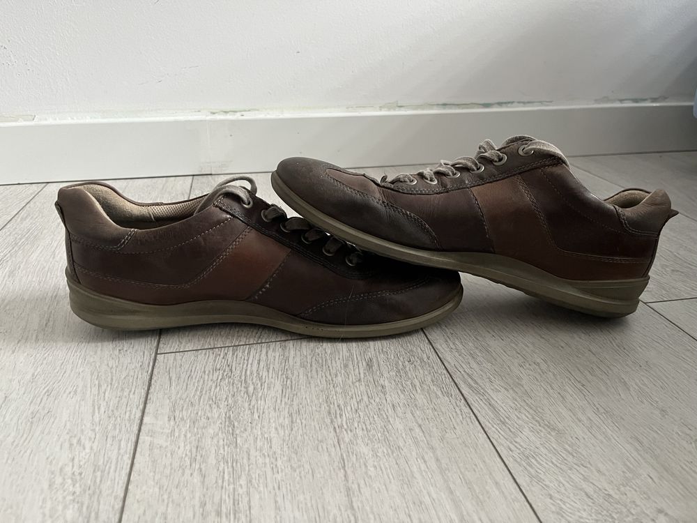 Brazowe męskie buty marki Ecco rozmiar 44 wkładka 28cm
