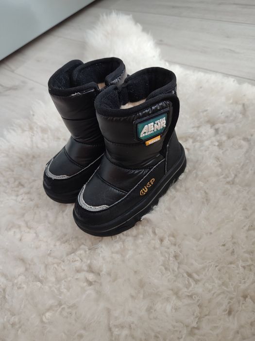 Дитяче зимове осіннє шкіряне взуття Clarks, Geox 22 23 розмір