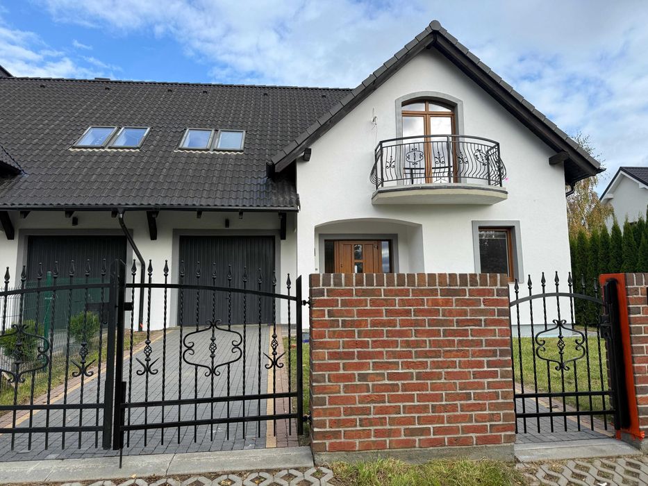 Dom GOTOWY do ZAMIESZKANIA-Komfortowy układ z GARAŻEM i OGRODEM-154 m2